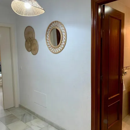 Apartment En La Carihuela Cerca Playa *