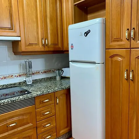 Appartement En La Carihuela Cerca Playa
