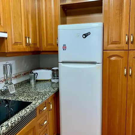 Appartement En La Carihuela Cerca Playa *